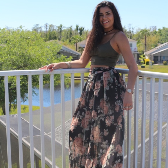 Floral Maxi Skirt - Picture 3 of 3